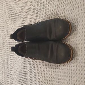 UGG Black Ankle Booties with Cozy Lining and Durable Sole (23)